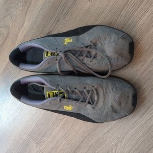 Mens Puma Turin grey and black athletic shoes